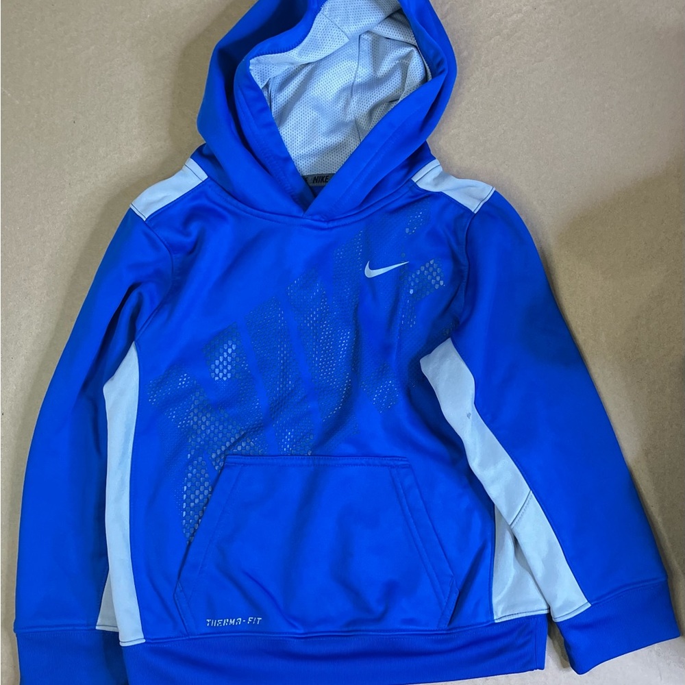Boys Sz 7 Nike Therma-Fit Hoodie
